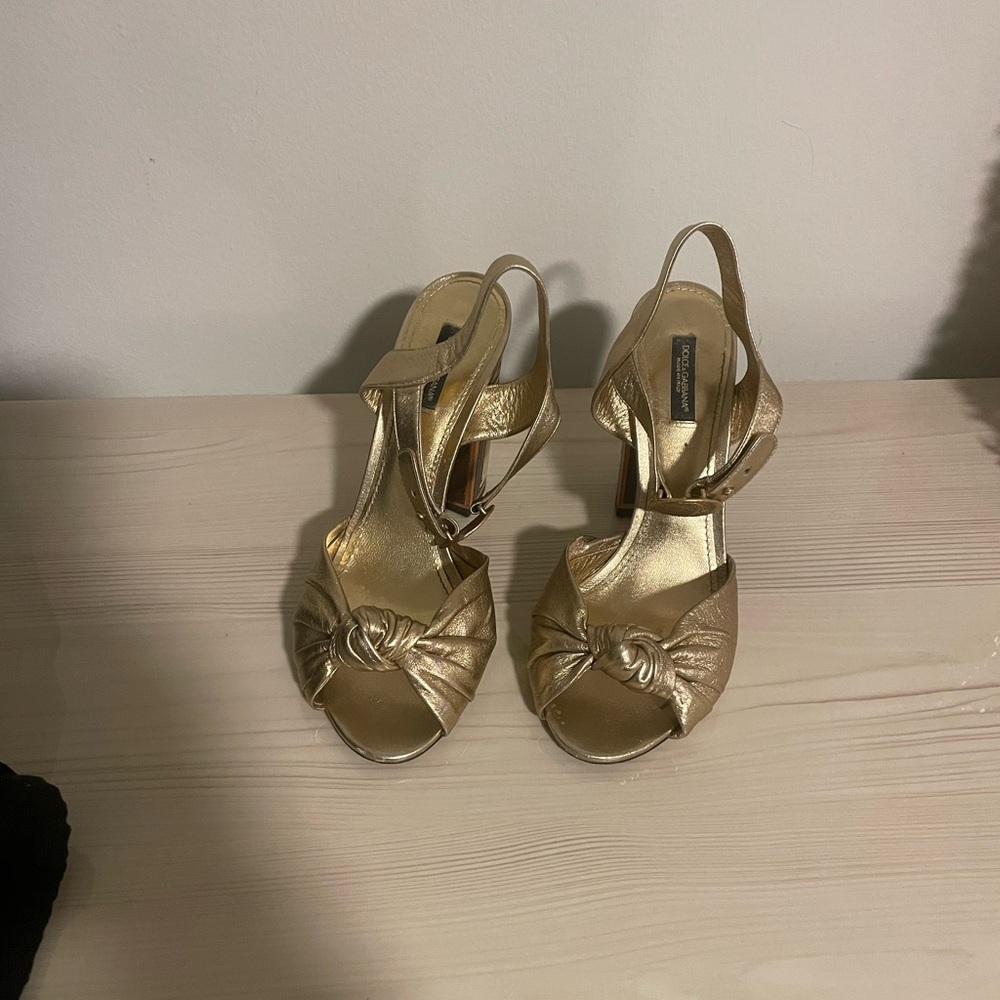 Dolce Gabbana Roman coin heels sandal